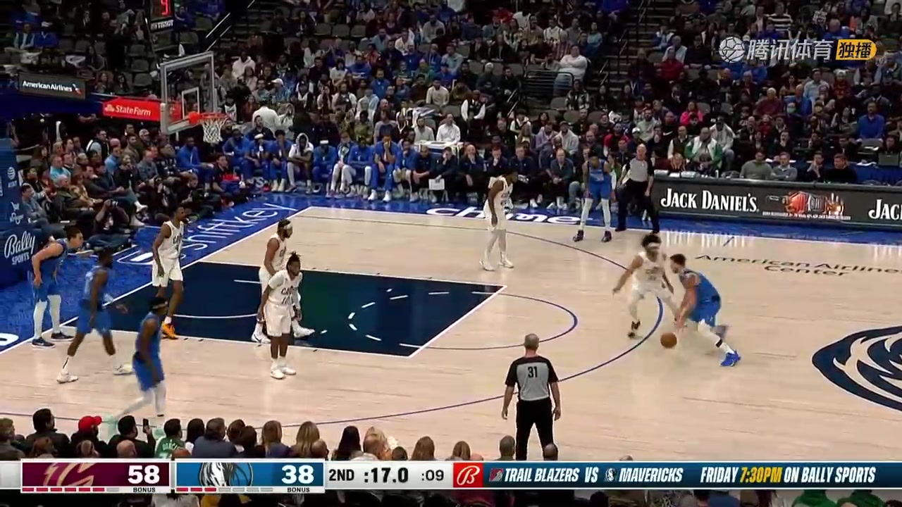 魔術(shù)師附體！東契奇神仙不看人背傳 畢竟周最佳助攻TOP10！